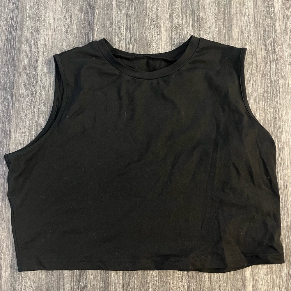 Black Sleeveless Crop Top